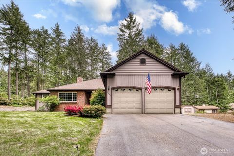 Photo of 4860 NW Hosman Circle, Silverdale, WA 98383 (MLS # 2522069)