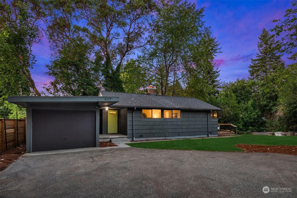 Photo of 4117 SW Webster Street, Seattle, WA 98136 (MLS # 2139310)