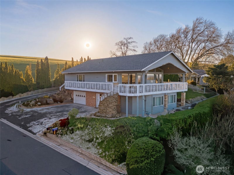 226 Balm Avenue