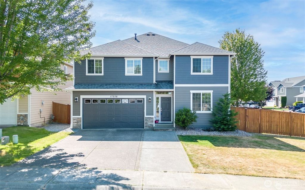 Photo of 17728 140th Ave E, Puyallup, WA 98374 (MLS # 2504533)