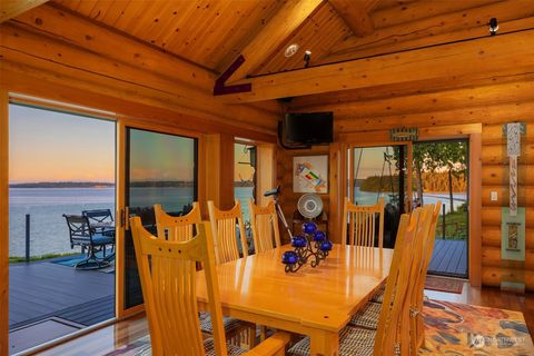 A home in Port Ludlow