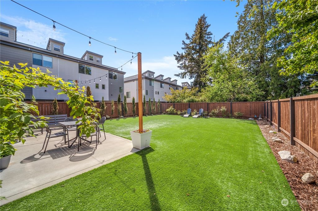 Photo of 10505 Evanston Avenue N, Seattle, WA 98133 (MLS # 2248290)