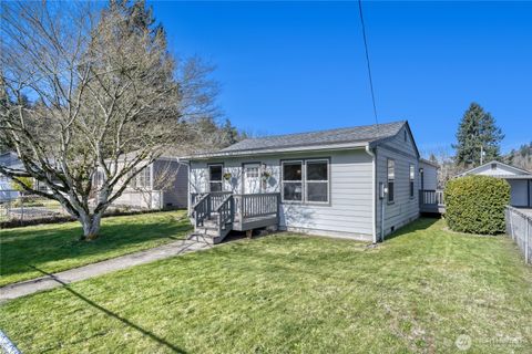 Photo of 14929 130th Avenue SE, Renton, WA 98058 (MLS # 2490615)