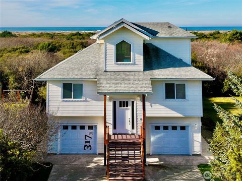 317 Sand Dune Avenue SW Ocean Shores WA 98569