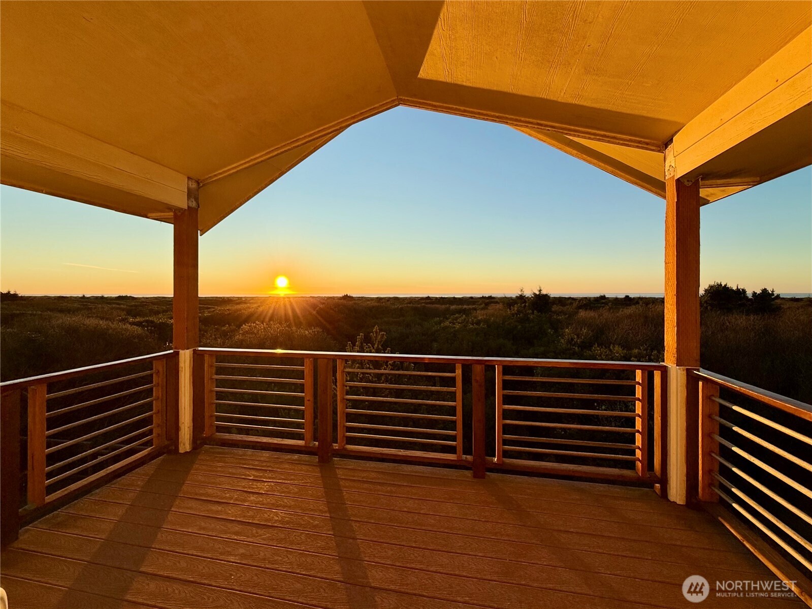 317 Sand Dune Avenue SW