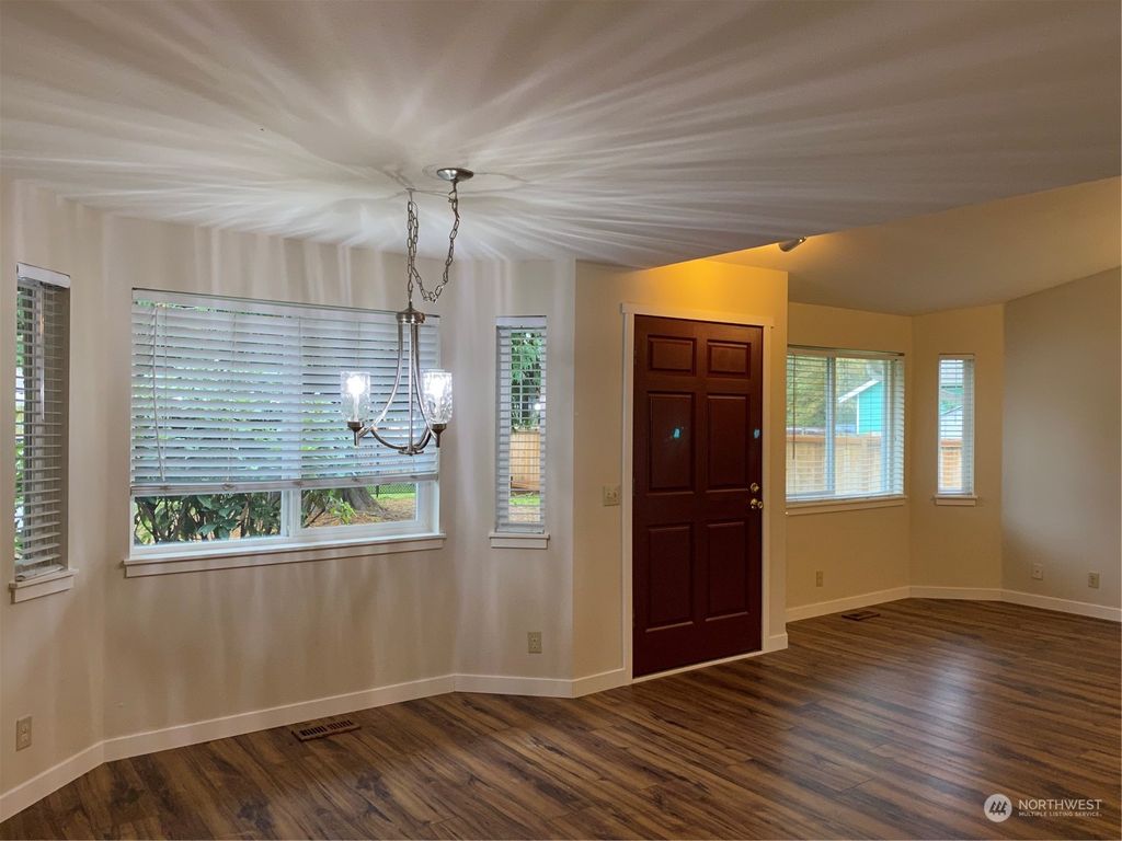 Photo of 13715 Beverly Park Road Rd, Lynnwood, WA 98087 (MLS # 2158506)