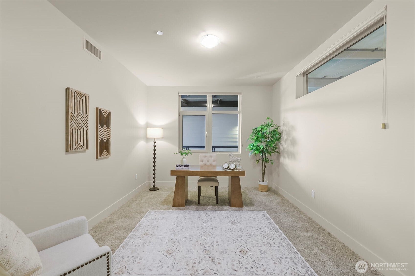 5204 N BENNETT 305