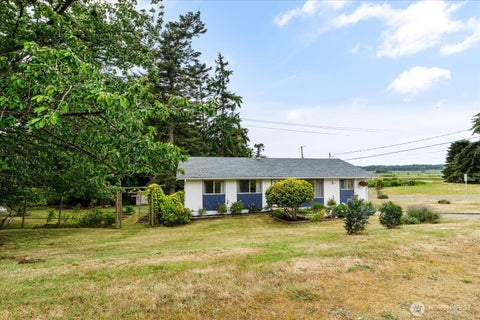 Photo of 975 Ferry Avenue, Coupeville, WA 98239 (MLS # 2538539)