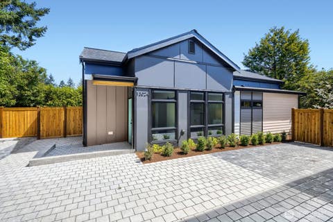 Photo of 13024 Corliss Avenue N, Seattle, WA 98133 (MLS # 2563388)