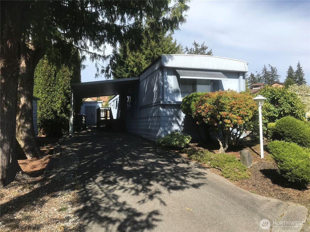 Photo of 4111 164th Street SW #16, Lynnwood, WA 98087 (MLS # 2510935)