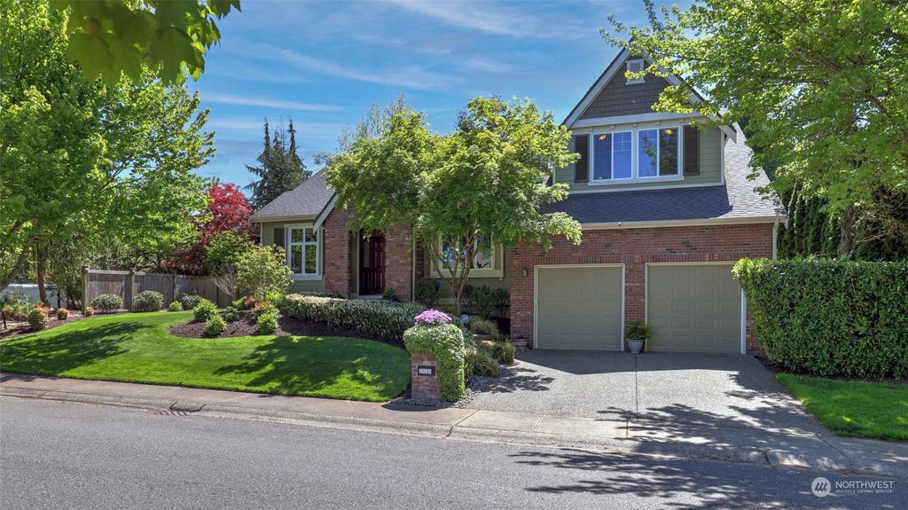 Photo of 15731 NE 117th Street, Redmond, WA 98052 (MLS # 2234241)