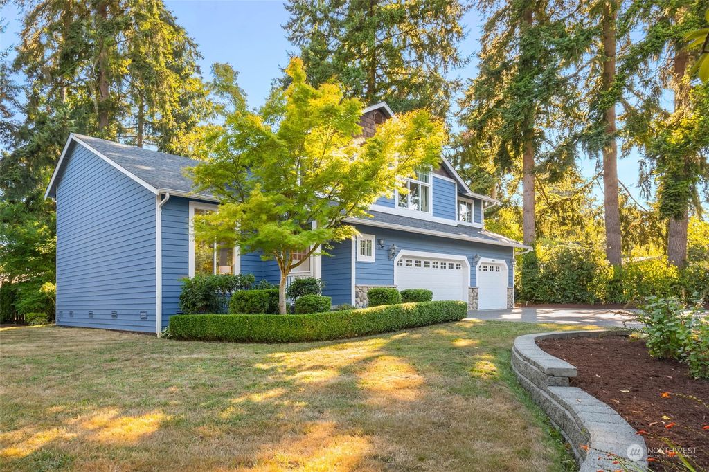 Photo of 8603 NE 141st Street, Kirkland, WA 98034 (MLS # 2149240)