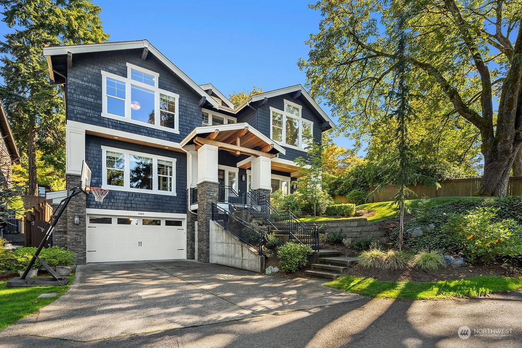 Photo of 8423 SE 46th Street, Mercer Island, WA 98040 (MLS # 2319235)