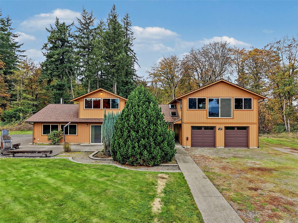 Photo of 18115 SE 426th Street, Enumclaw, WA 98022 (MLS # 2598953)