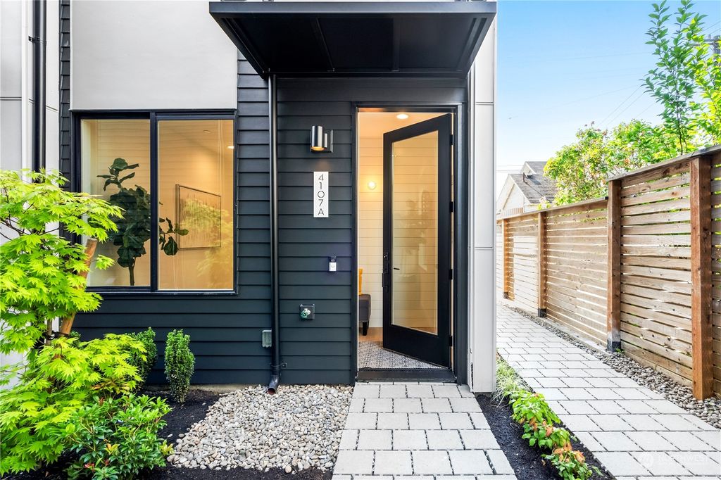 Photo of 4107 A 42nd Avenue SW, Seattle, WA 98116 (MLS # 2072628)