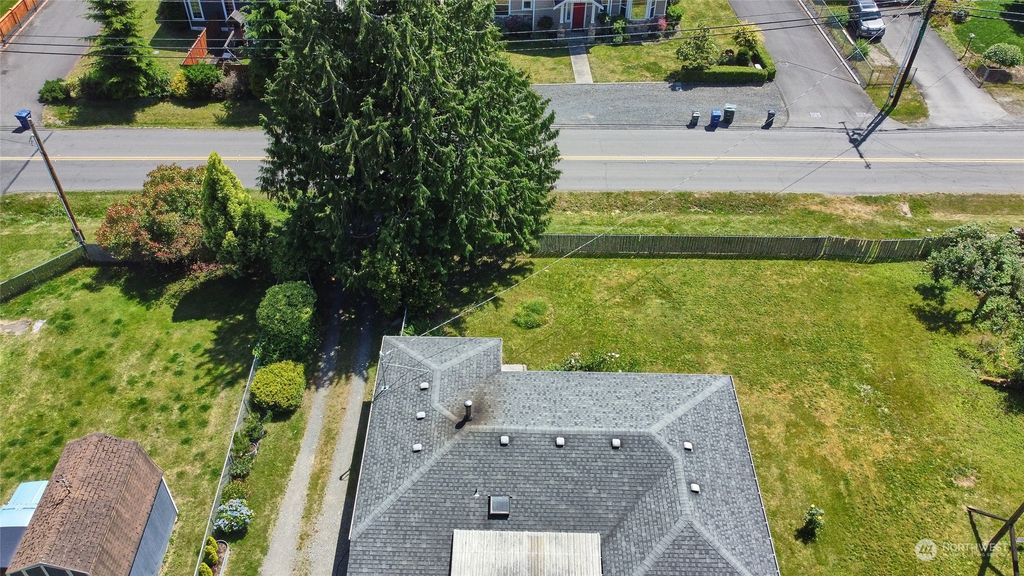 Photo of 21518 1st Avenue W, Bothell, WA 98021 (MLS # 2264554)