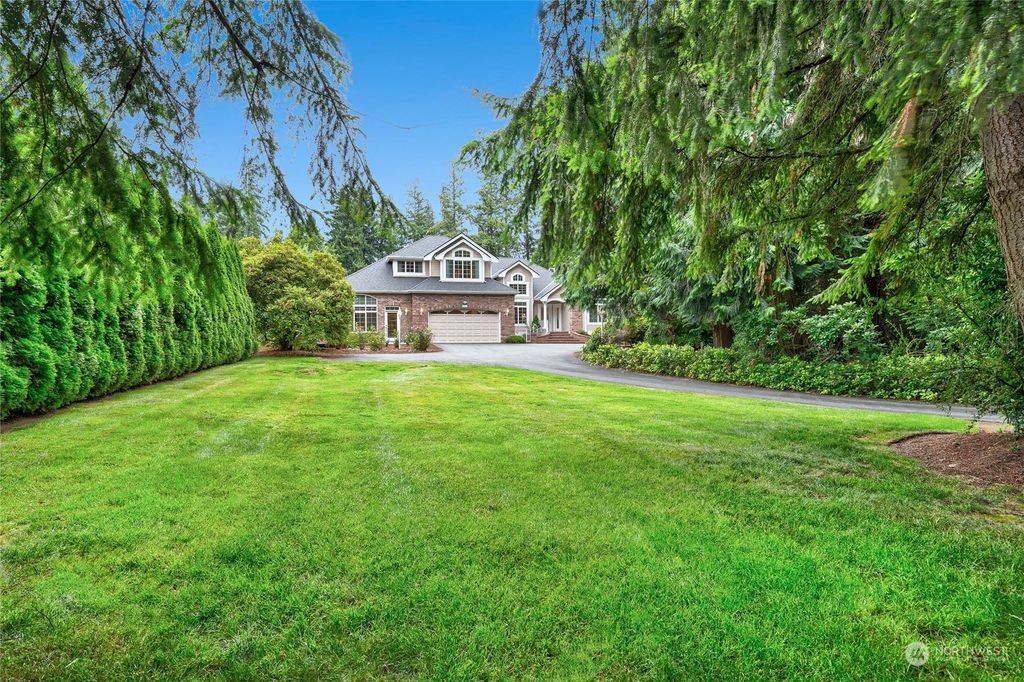 Photo of 16010 161st Avenue NE, Woodinville, WA 98072 (MLS # 2270138)