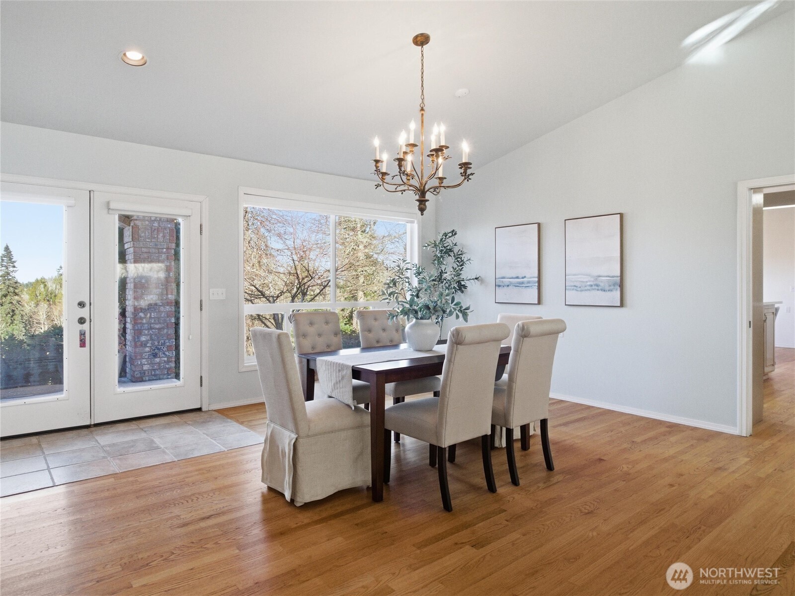 9020 Valley Green Drive SE