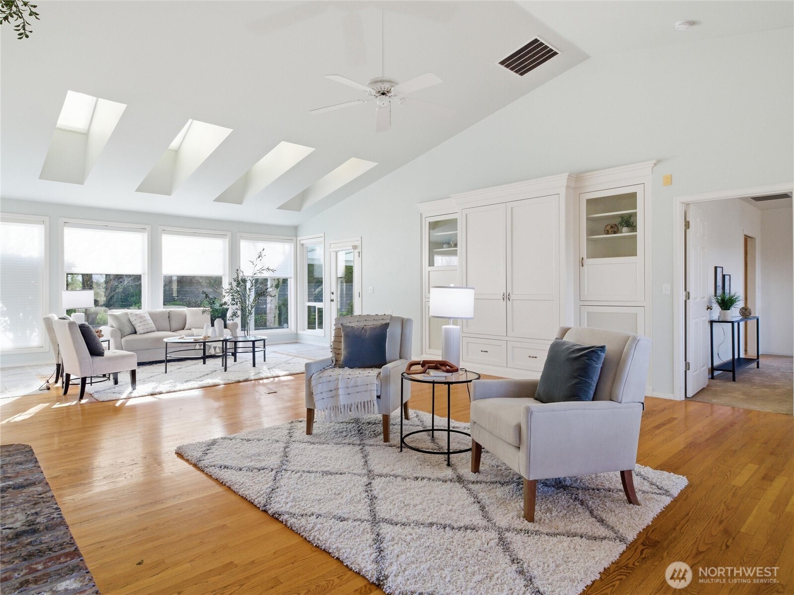 9020 Valley Green Drive SE