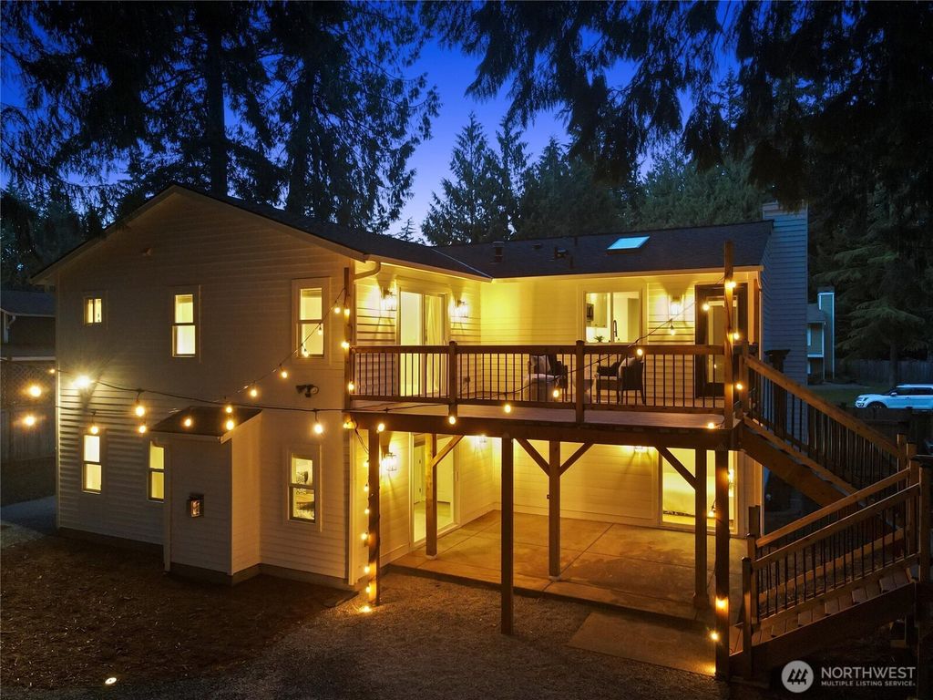 Photo of 2611 229th Place NE, Sammamish, WA 98074 (MLS # 2349081)