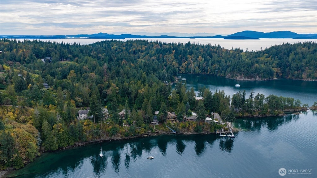 Photo of 286 Chuckanut Point Road, Bellingham, WA 98229 (MLS # 2588683)