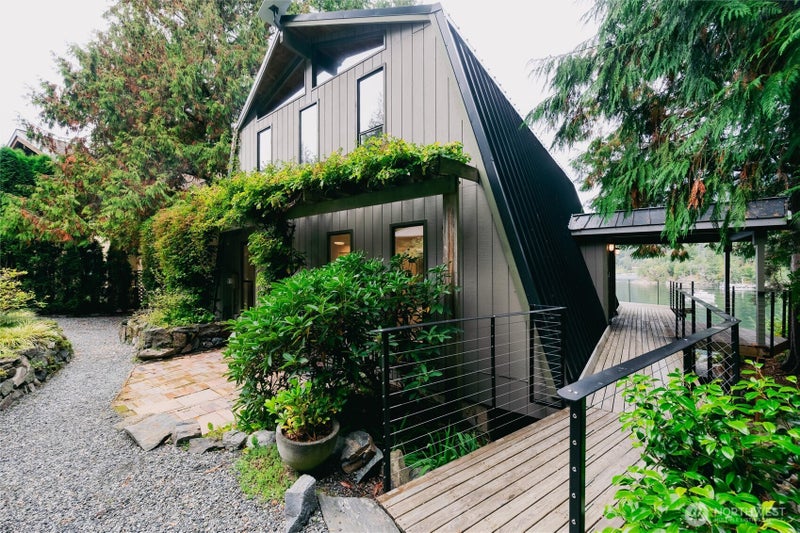 286 Chuckanut Point Road