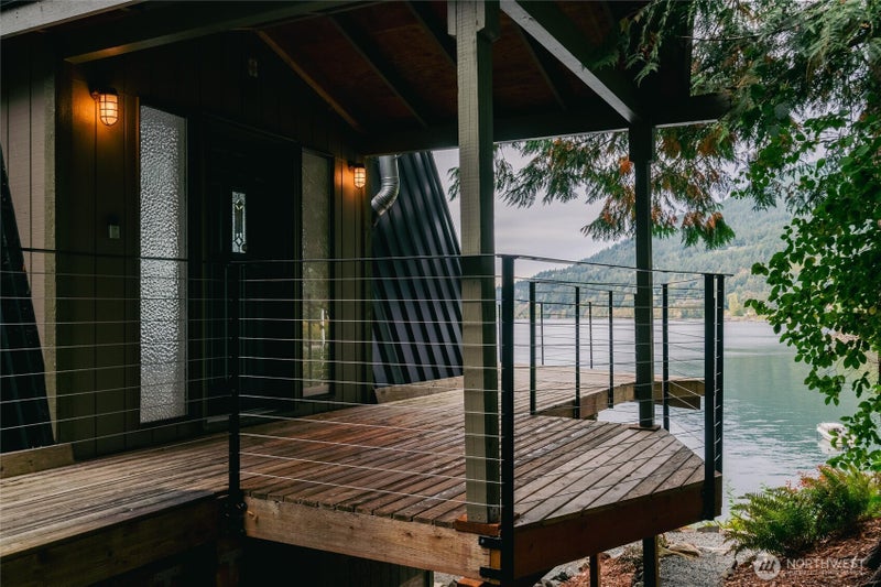 286 Chuckanut Point Road