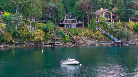 Photo of 286 Chuckanut Point Road, Bellingham, WA 98229 (MLS # 2588683)