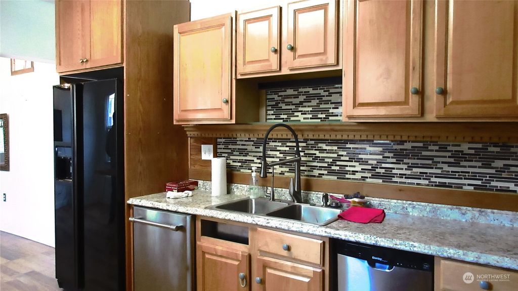 Photo of 4537 35th Avenue S, Seattle, WA 98118 (MLS # 2061927)