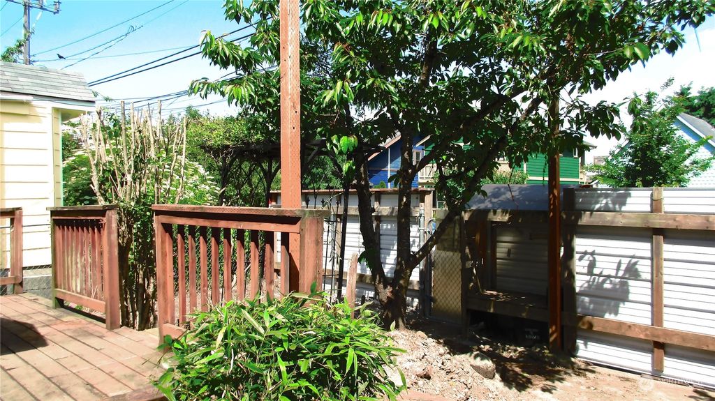 Photo of 4537 35th Avenue S, Seattle, WA 98118 (MLS # 2061927)