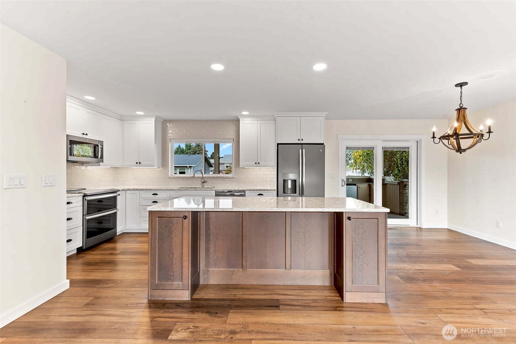 1040 Gilbert Court