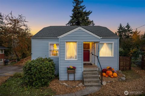 Photo of 12630 24th Avenue S, Seattle, WA 98168 (MLS # 2450925)