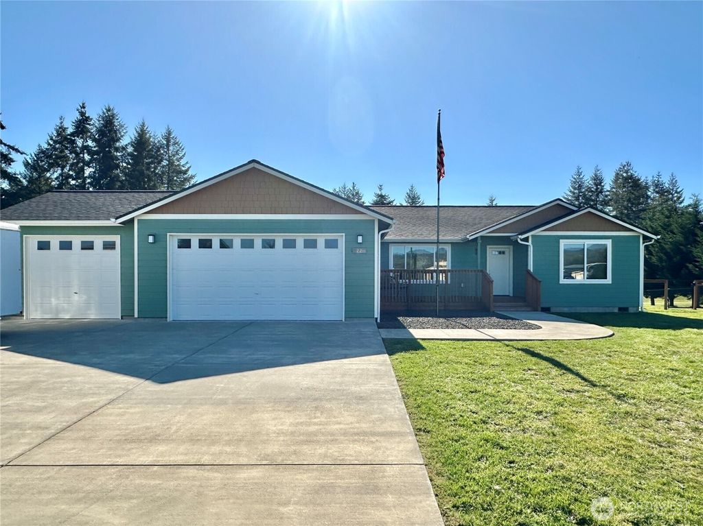 Photo of 22 Shorthorn Ln, Oakville, WA 98568 (MLS # 2506078)