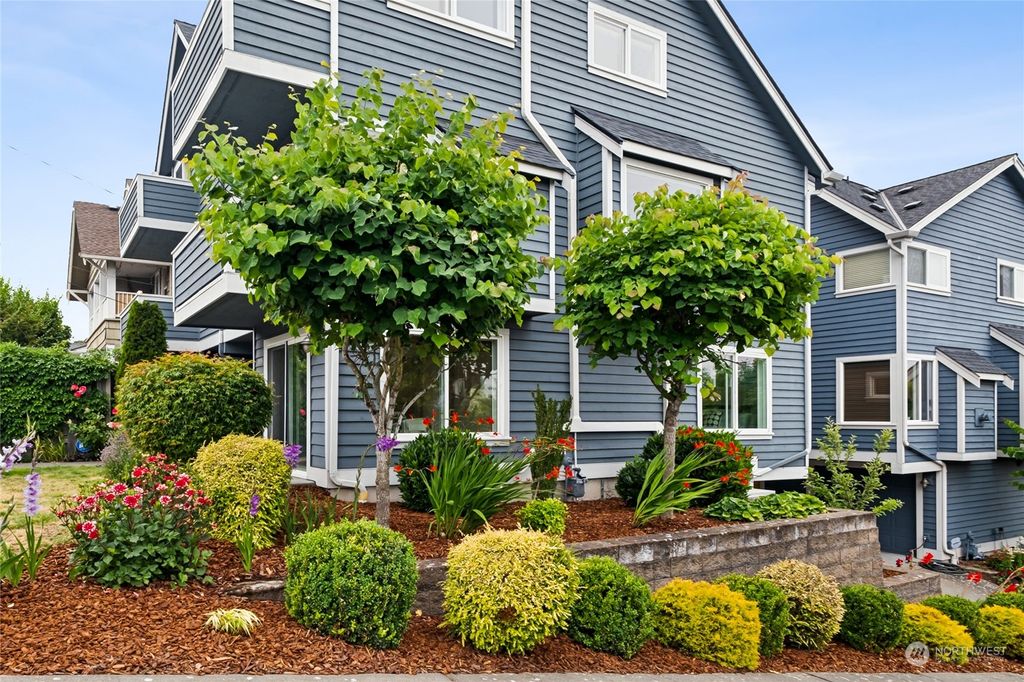 Photo of 1924 14th Avenue S, Seattle, WA 98144 (MLS # 2265821)