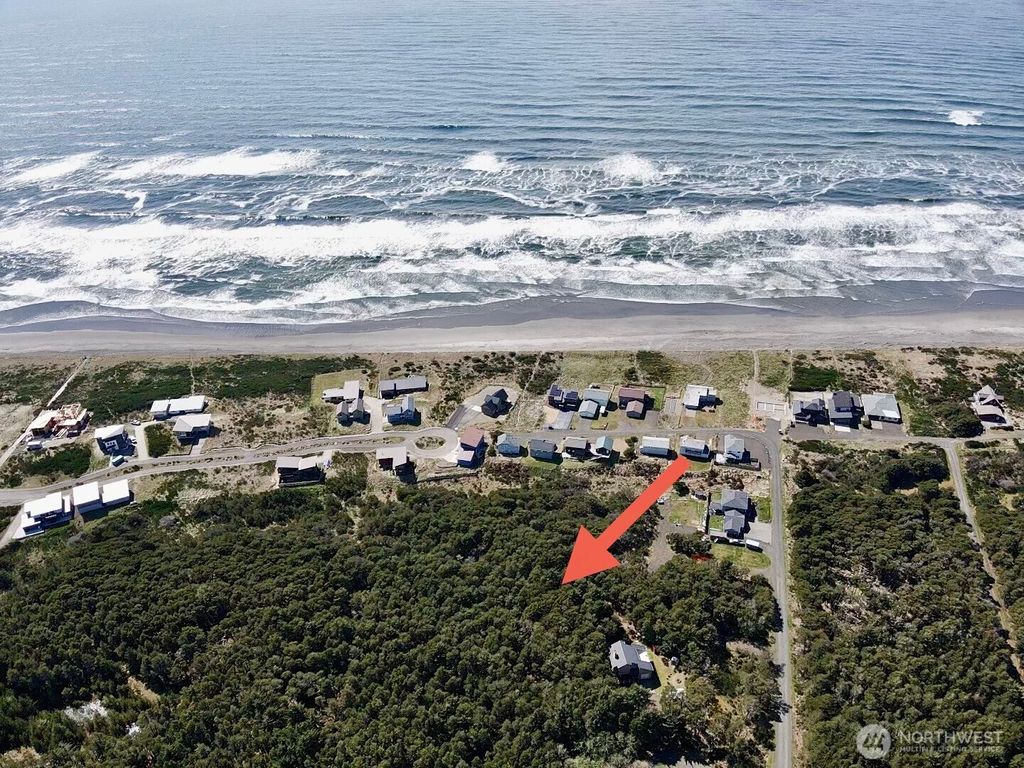 Photo of 1005 Sand Castle Lane, Westport, WA 98595 (MLS # 2519323)