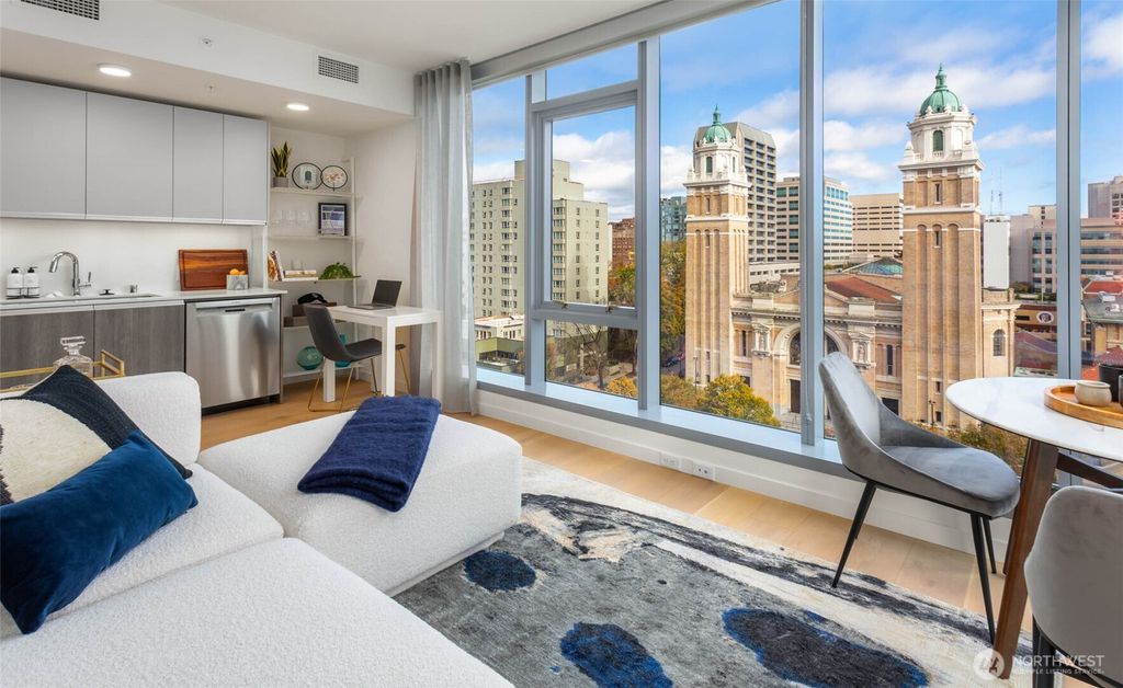 Photo of 800 Columbia Street #1809, Seattle, WA 98104 (MLS # 2495451)