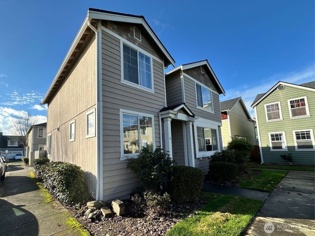 Photo of 6512 Steamer Dr SE Dr, Lacey, WA 98513 (MLS # 2459374)