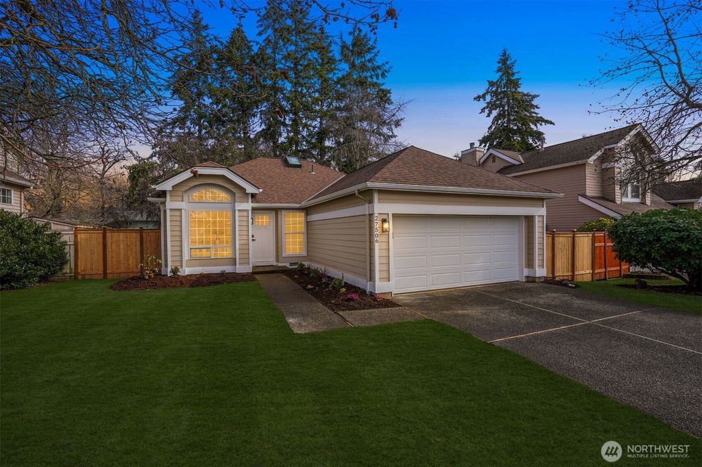 Photo of 27506 140th Avenue SE, Kent, WA 98042 (MLS # 2335717)