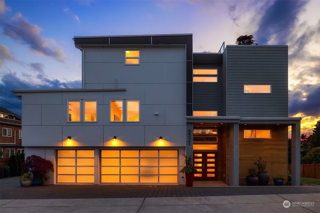 Photo of 6521 36th Avenue NW, Seattle, WA 98117 (MLS # 2237899)