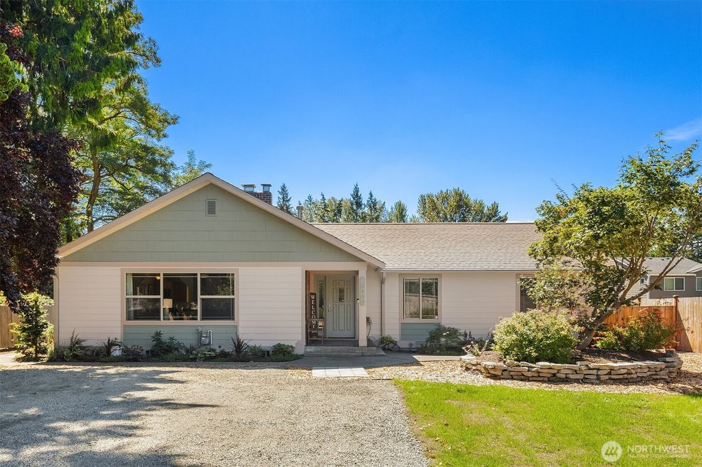 Photo of 13409 SE 272nd Street, Kent, WA 98042 (MLS # 2420473)