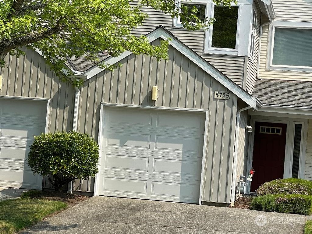 Photo of 5725 S Grove Drive #2, Mukilteo, WA 98275 (MLS # 2069821)