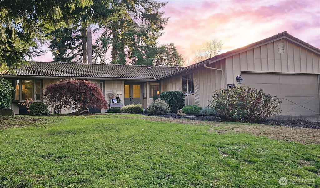 Photo of 2625 SW 320th Place, Federal Way, WA 98023 (MLS # 2460063)