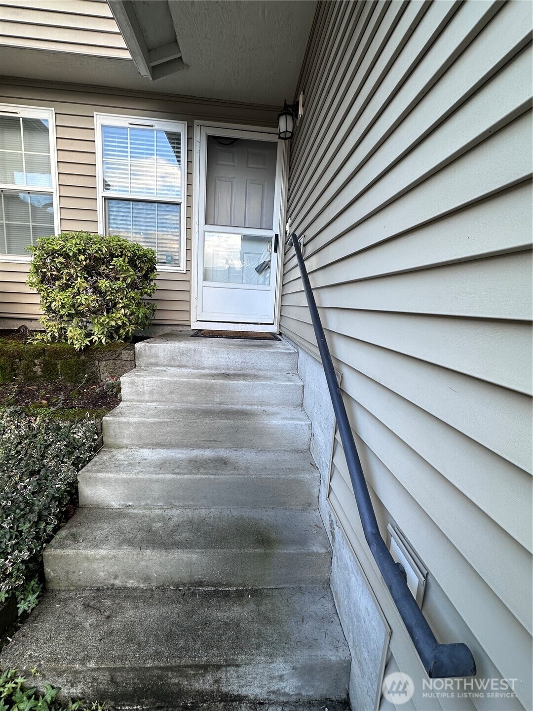 5726 99th Street Ct E