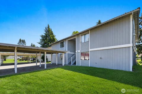 Photo of 2826 D Place SE, Auburn, WA 98002 (MLS # 2574331)