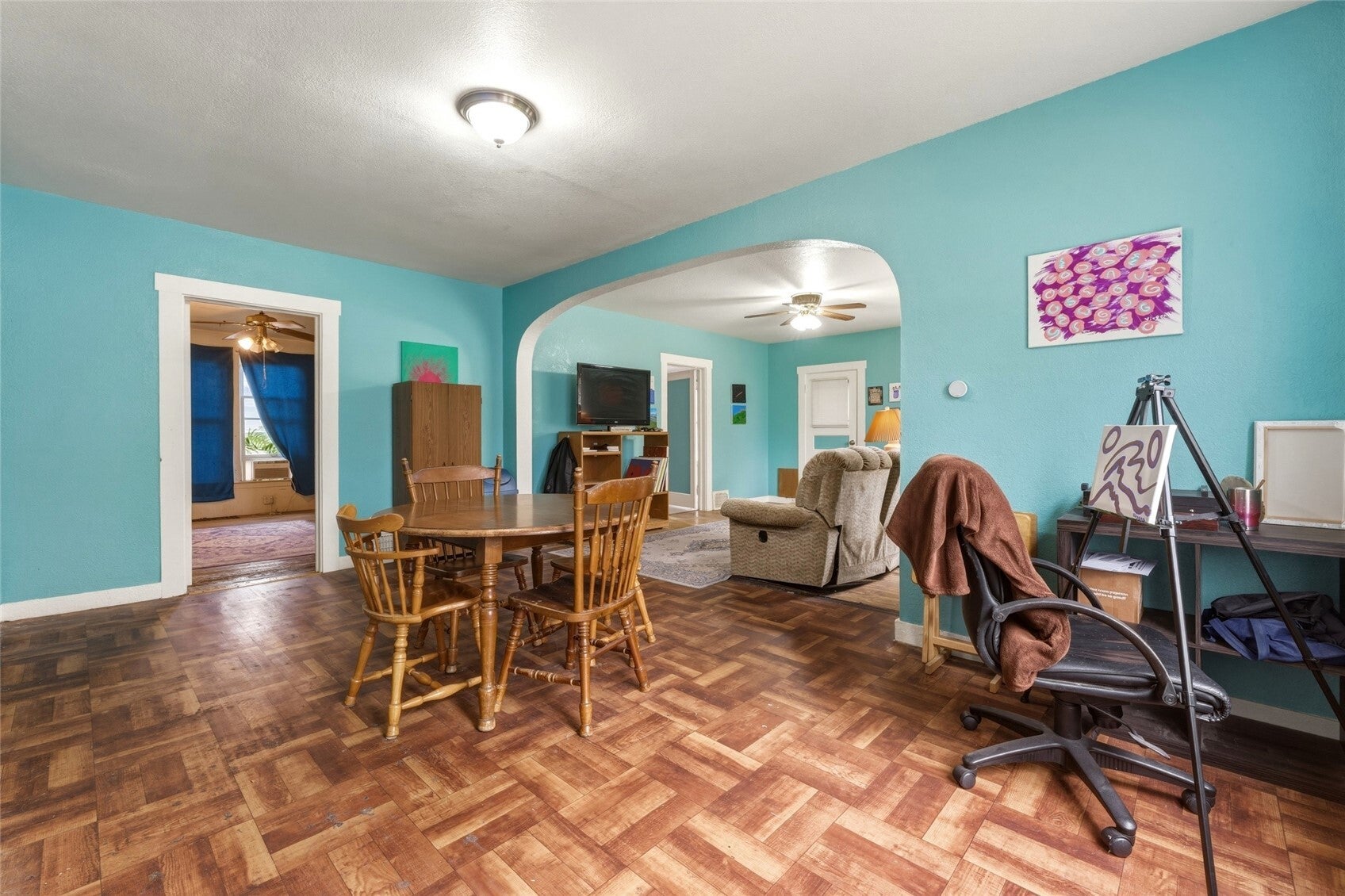 101 W chestnut Street