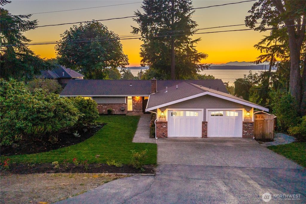 Photo of 28601 13th Avenue S, Federal Way, WA 98003 (MLS # 2424494)
