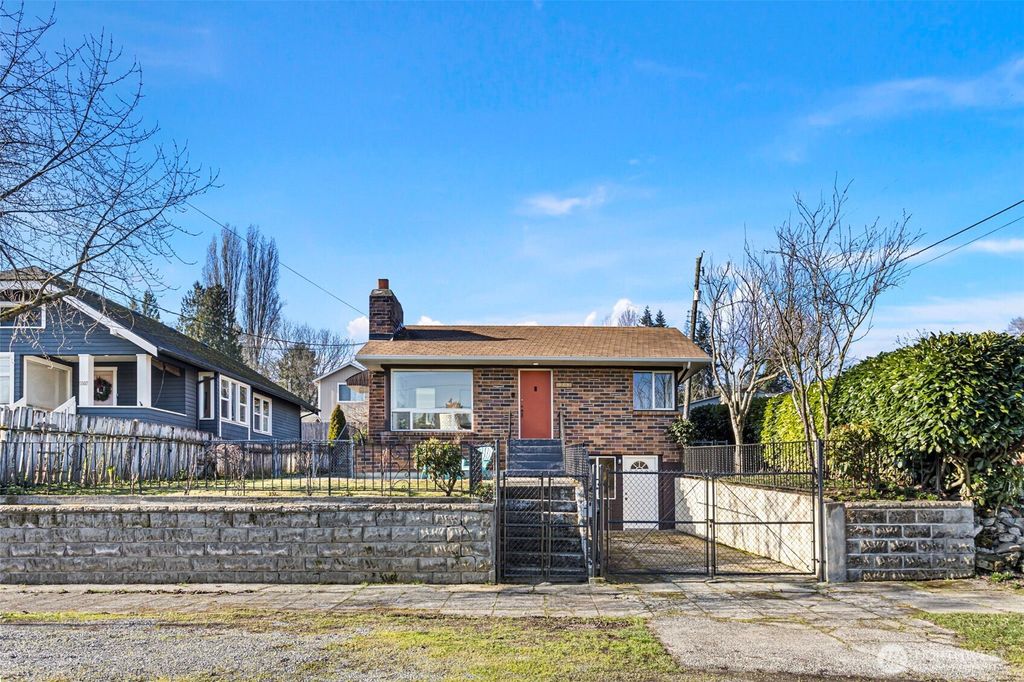 Photo of 5503 33rd Avenue S, Seattle, WA 98118 (MLS # 2471993)