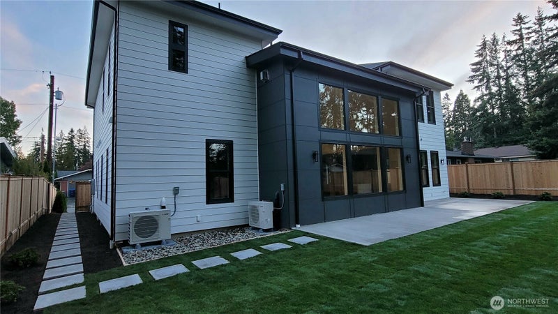 16906 NE 14th Street