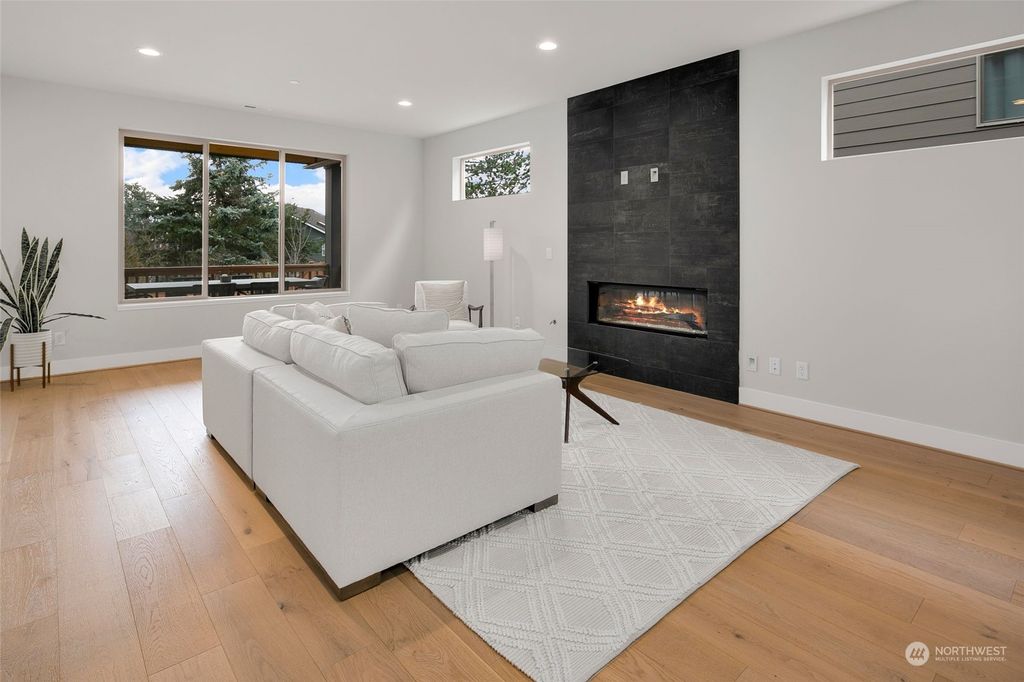 Photo of 16026 124th Court NE #3, Woodinville, WA 98072 (MLS # 2010938)