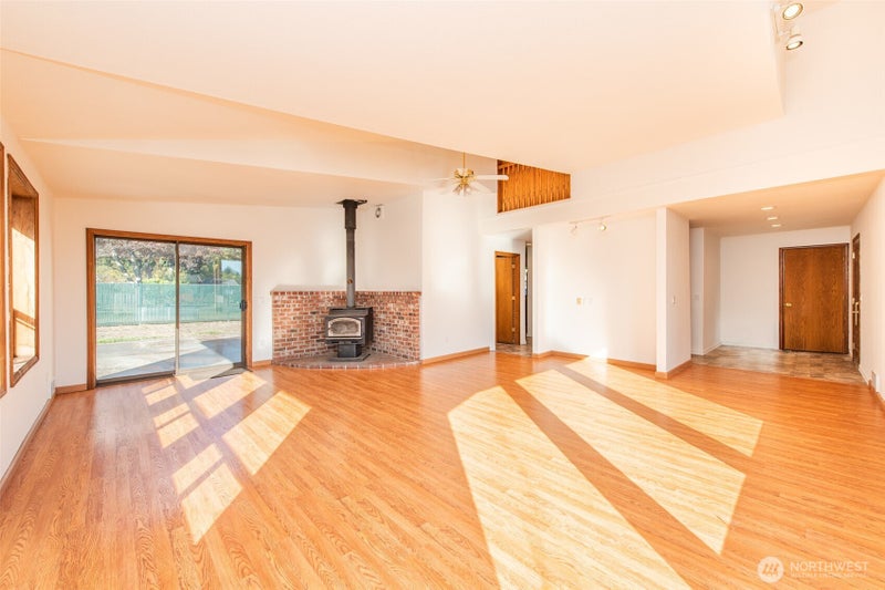 73 W Quail Lane